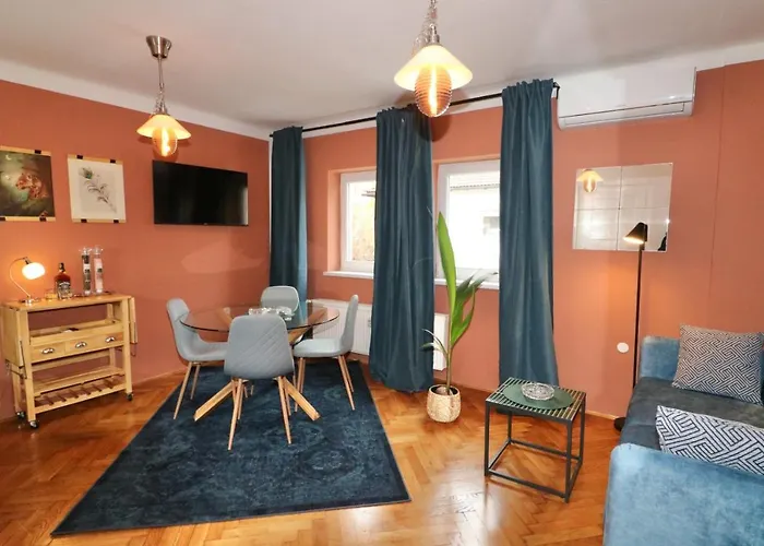 Studio City Apartment