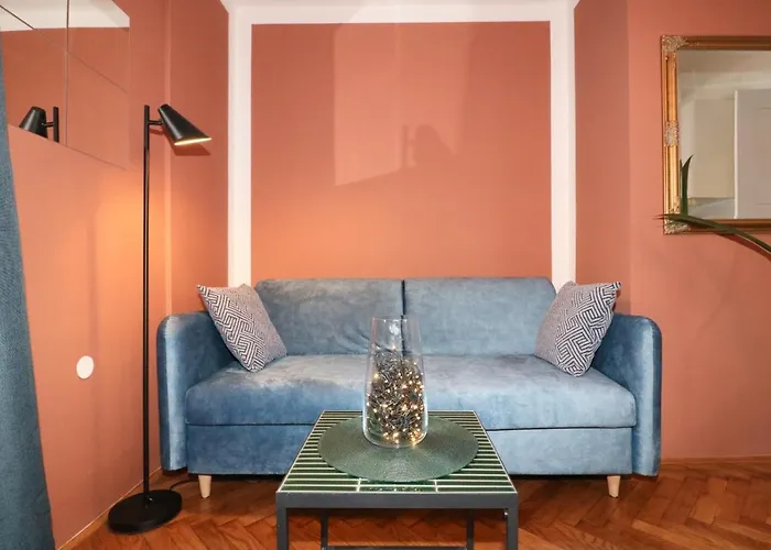 Apartment Studio City